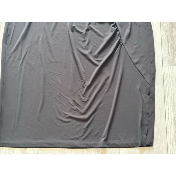 Shavonne Dorsey plus size black midi skirt size 1X - Picture 3 of 9